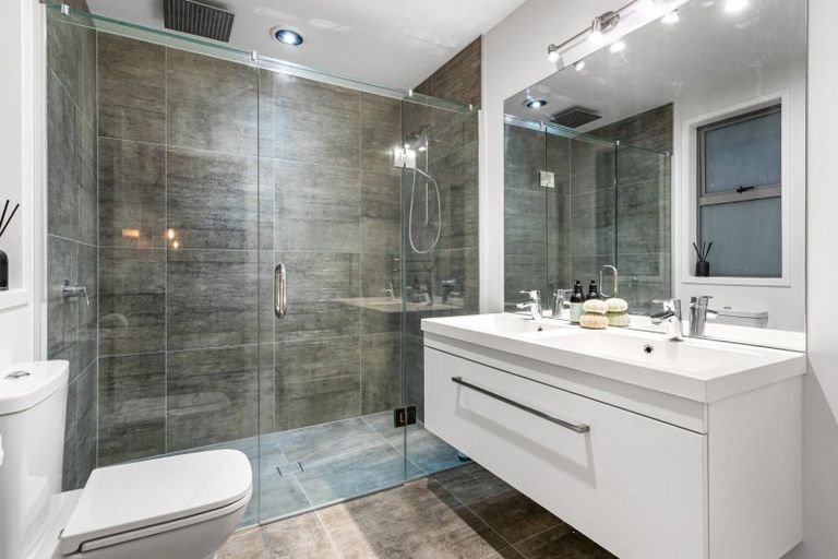 Photo of property in 261 Lakes Boulevard, Pyes Pa, Tauranga, 3112