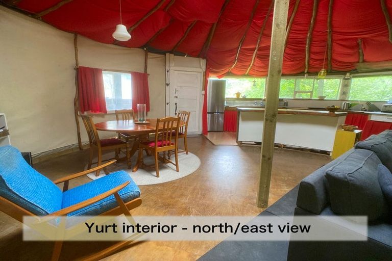 Photo of property in 4 Te Pahi River Drive, Paparoa, Maungaturoto, 0583