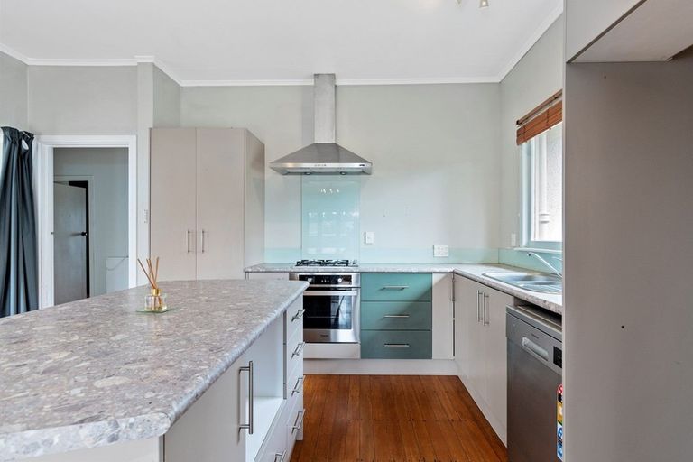 Photo of property in 50 Milton Road, Otumoetai, Tauranga, 3110