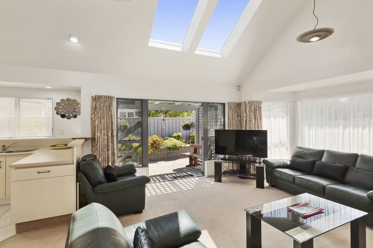 Photo of property in 1/94 Pretoria Street, Hutt Central, Lower Hutt, 5010