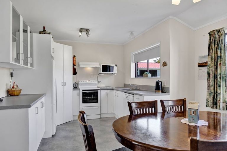 Photo of property in 21 Robson Street, Normanby, Hawera, 4614