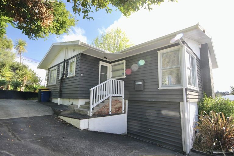 Photo of property in 10 Saffron Street, Birkdale, Auckland, 0626