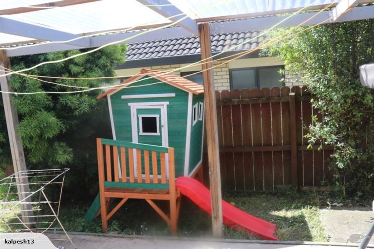 Photo of property in 10 Sambrooke Crescent, Flat Bush, Auckland, 2019