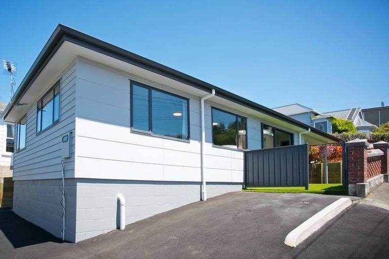 Photo of property in 76a Duncan Street, Dunedin Central, Dunedin, 9016