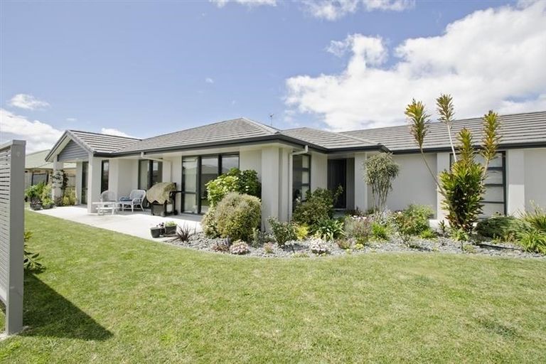 Photo of property in 125 Doncaster Drive, Papamoa Beach, Papamoa, 3118