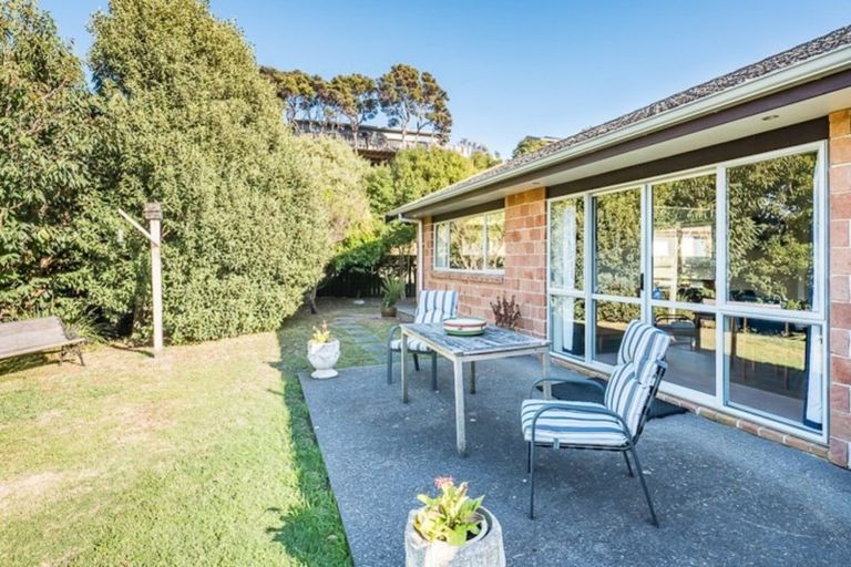 Photo of property in 25 Sams Way, Raumati South, Paraparaumu, 5032