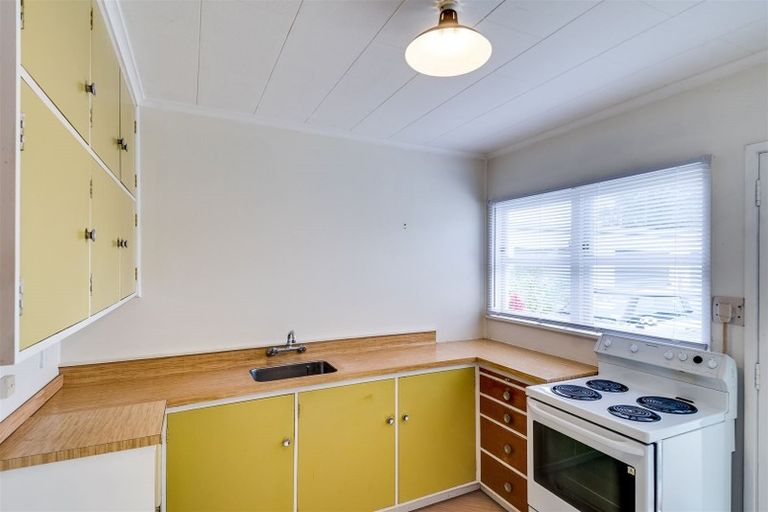 Photo of property in 10 Trevelyan Street, Onekawa, Napier, 4110