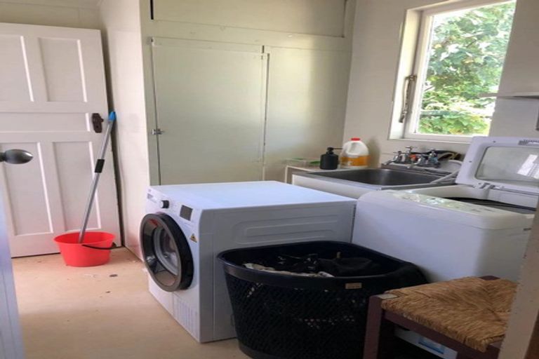 Photo of property in 106 Rattray Street, Riccarton, Christchurch, 8041