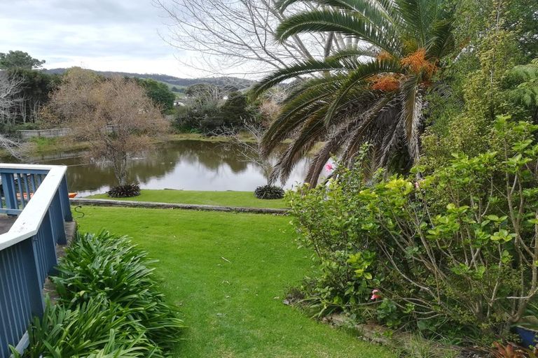 Photo of property in 22 Hammond Avenue, Hatfields Beach, Orewa, 0931