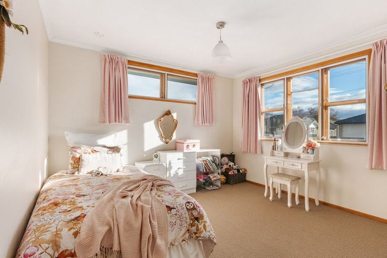 Photo of property in 8a Short Street, Otumoetai, Tauranga, 3110