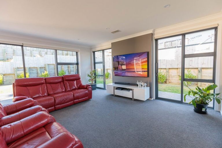 Photo of property in 50 Atherton Terrace, Churton Park, Wellington, 6037