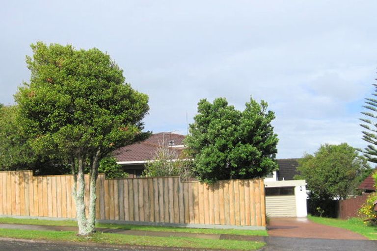 Photo of property in 48 Palmyra Way, Half Moon Bay, Auckland, 2012