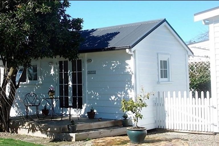 Photo of property in 150 Victoria Street, Cambridge, 3434