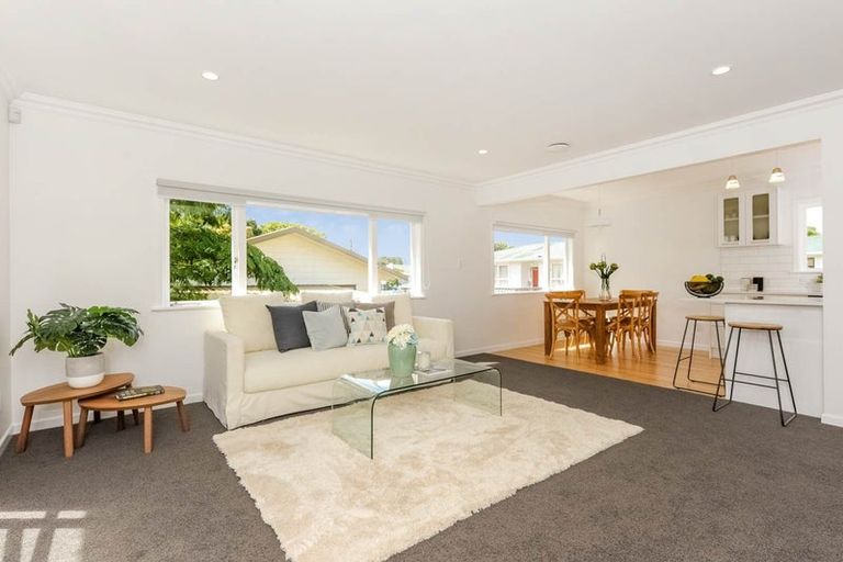 Photo of property in 36 Gilliam Street, New Lynn, Auckland, 0600