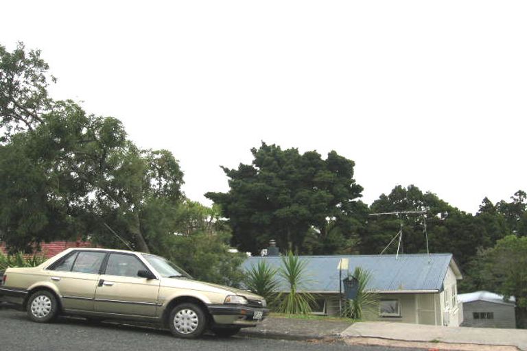 Photo of property in 10 Beswick Place, Birkdale, Auckland, 0626