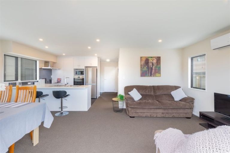 Photo of property in 12 Broadbent Street, Riccarton, Christchurch, 8041