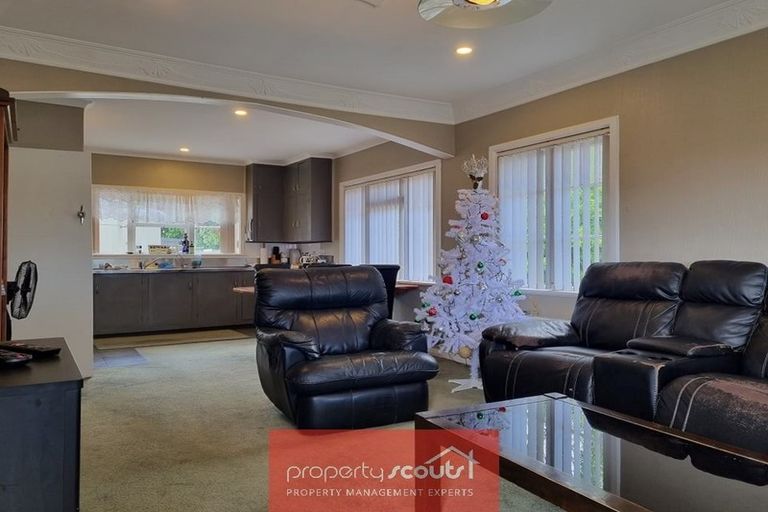 Photo of property in 39 Breakwater Road, Moturoa, New Plymouth, 4310