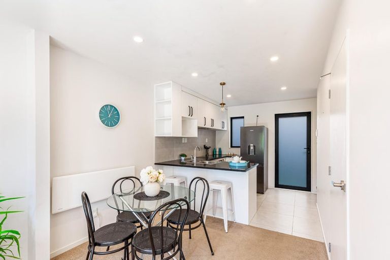 Photo of property in Rf202b, 9/18 Hewlett Road, Massey, Auckland, 0614