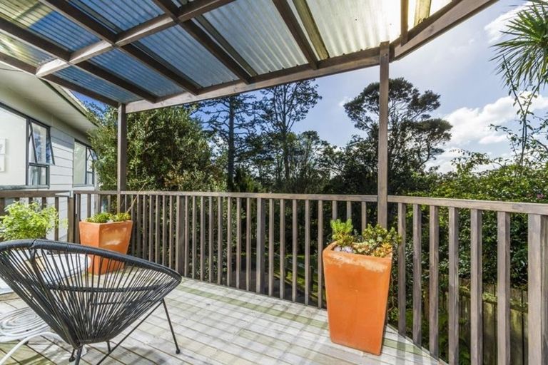 Photo of property in 1/28 Capilano Place, Glenfield, Auckland, 0629