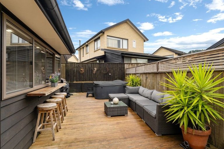 Photo of property in 61 Waterstone Avenue, Paraparaumu, 5032