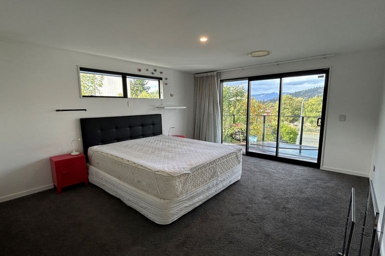 Photo of property in 6 Mataraki Place, Wanaka, 9305