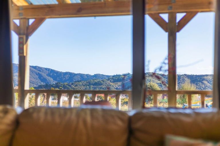 Photo of property in 38 Pencarrow Crescent, Wainuiomata, Lower Hutt, 5014