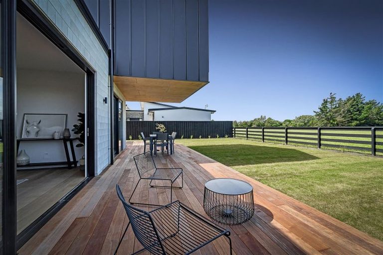 Photo of property in 33 Frank Ernest Crescent, Prebbleton, 7604