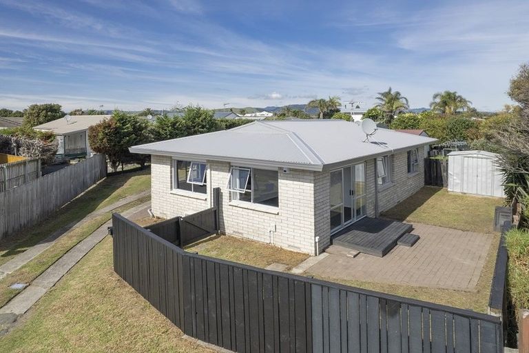 Photo of property in 2a Moorea Place, Mount Maunganui, 3116
