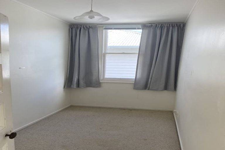 Photo of property in 14 Shoal Bay Road, Devonport, Auckland, 0624