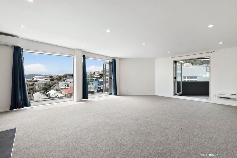 Photo of property in 8 Lipman Street, Mount Victoria, Wellington, 6011
