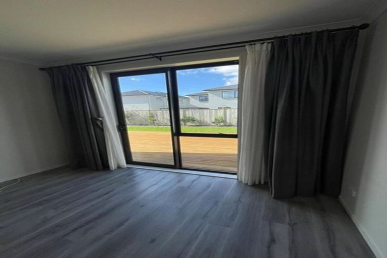 Photo of property in 21 Nightingale Road, Flat Bush, Auckland, 2019
