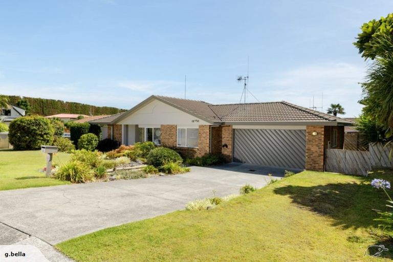 Photo of property in 1 Plateau Heights, Mount Maunganui, 3116