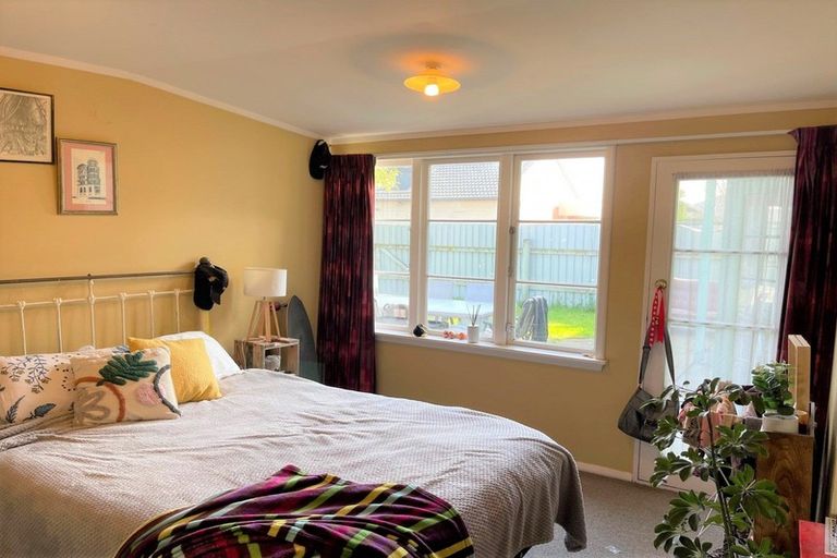 Photo of property in 8 Bourke Street, Palmerston North, 4410