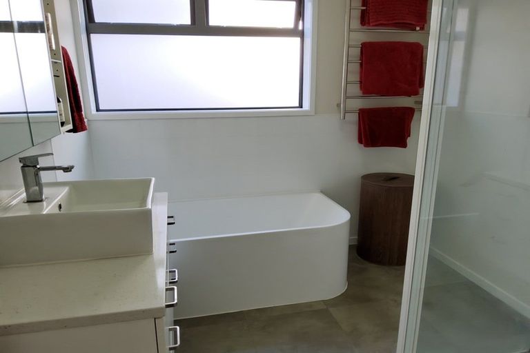 Photo of property in 14 Merrick Road, Pyes Pa, Tauranga, 3173