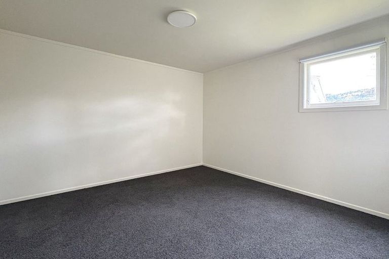 Photo of property in 12-14 York Street, Kaiti, Gisborne, 4010