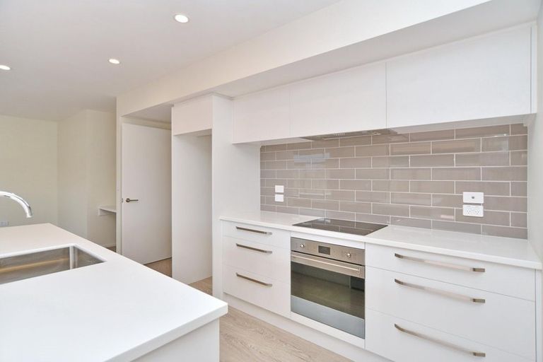 Photo of property in 26 Tara Crescent, Woodend, 7610