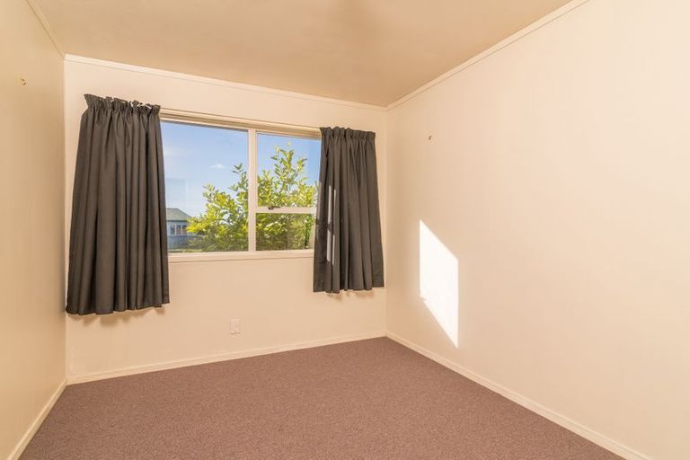 Photo of property in 21b Pohutukawa Drive, Owhata, Rotorua, 3010