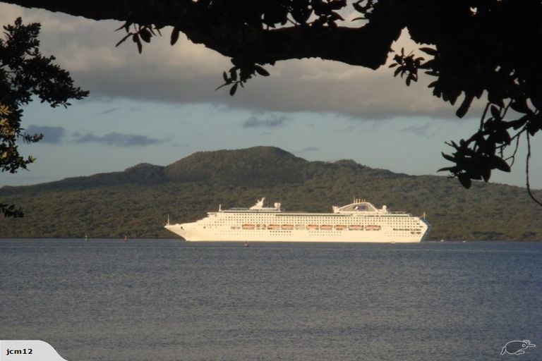 Photo of property in 52 Cheltenham Road, Devonport, Auckland, 0624