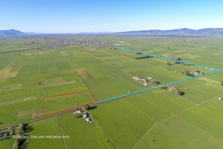 Photo of property in 90 Rawerawe Road, Ngatea, 3597