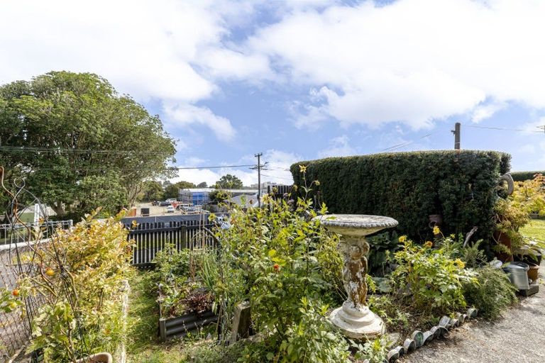 Photo of property in 189 Tukapa Street, Westown, New Plymouth, 4310