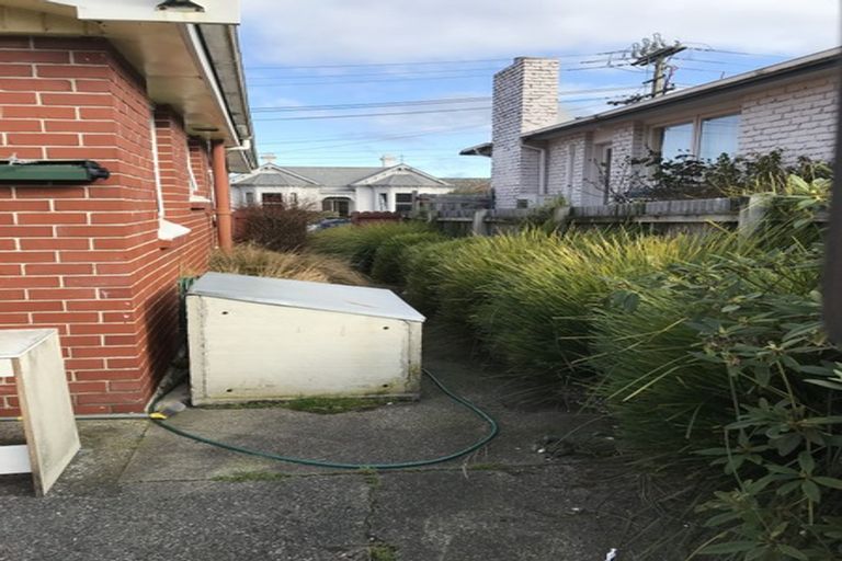 Photo of property in 56 Howe Street, North Dunedin, Dunedin, 9016