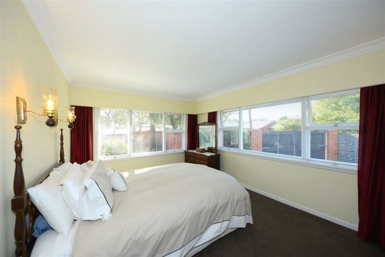 Photo of property in 9 Merrin Street, Avonhead, Christchurch, 8042