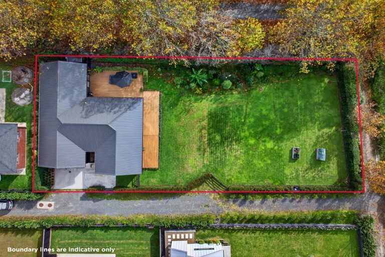 Photo of property in 122c Monument Road, Clevedon, 2582