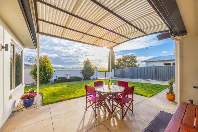 Photo of property in 38 Pacific Avenue, Poraiti, Napier, 4112