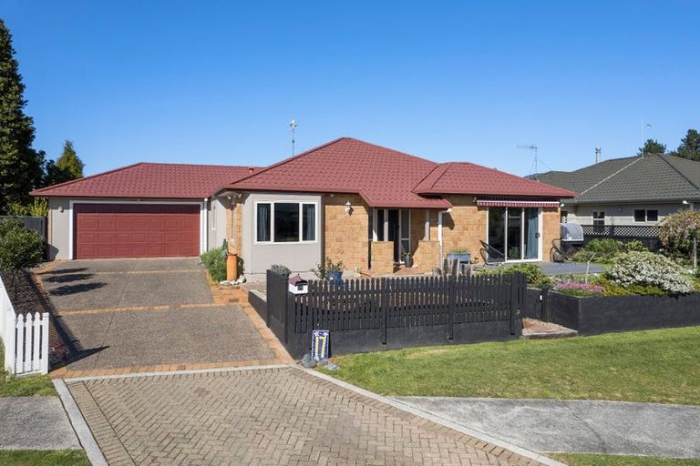 Photo of property in 17 Lansdowne Road, Katikati, 3129