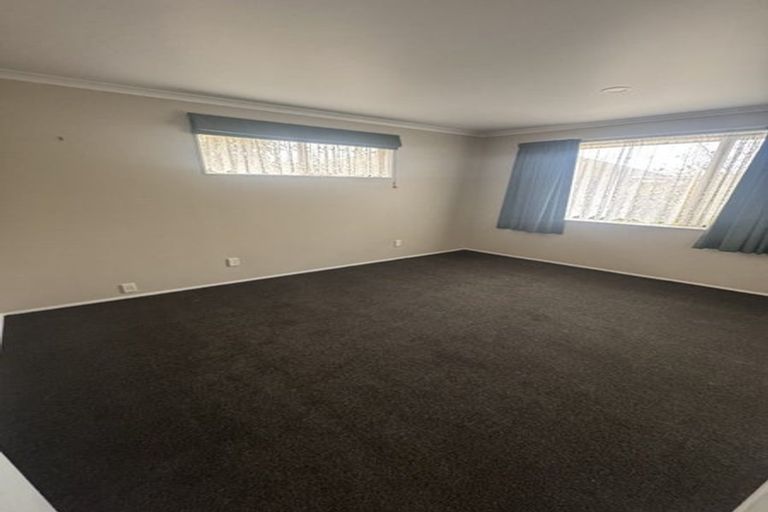 Photo of property in 35 Nottingham Drive, Hamilton East, Hamilton, 3216