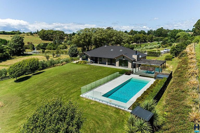 Photo of property in 106 Awa Awa Road, Tasman, Upper Moutere, 7173