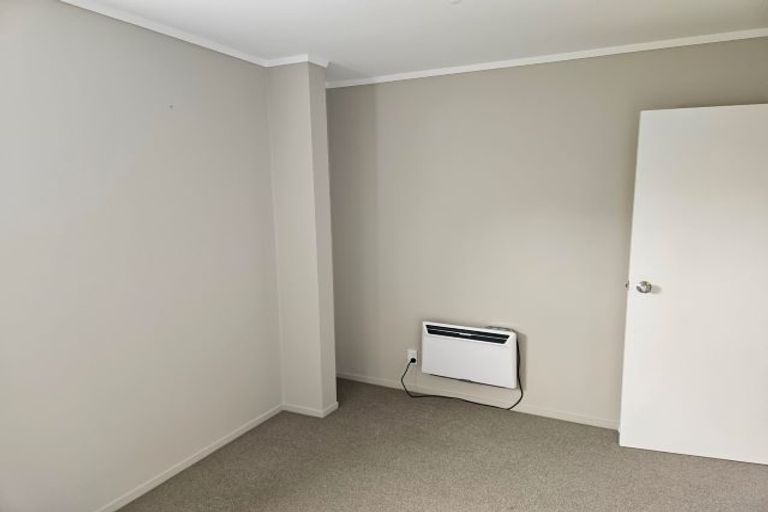 Photo of property in 69a Waikoukou Valley Road, Waimauku, 0882