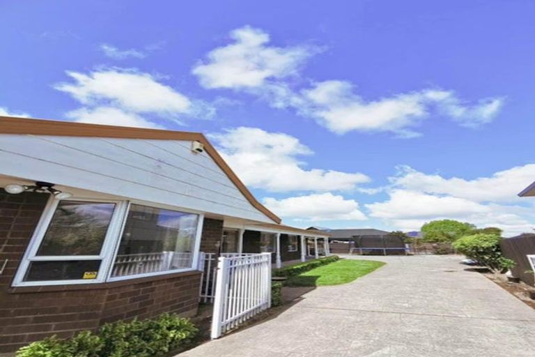 Photo of property in 6 Goya Place, Bishopdale, Christchurch, 8051