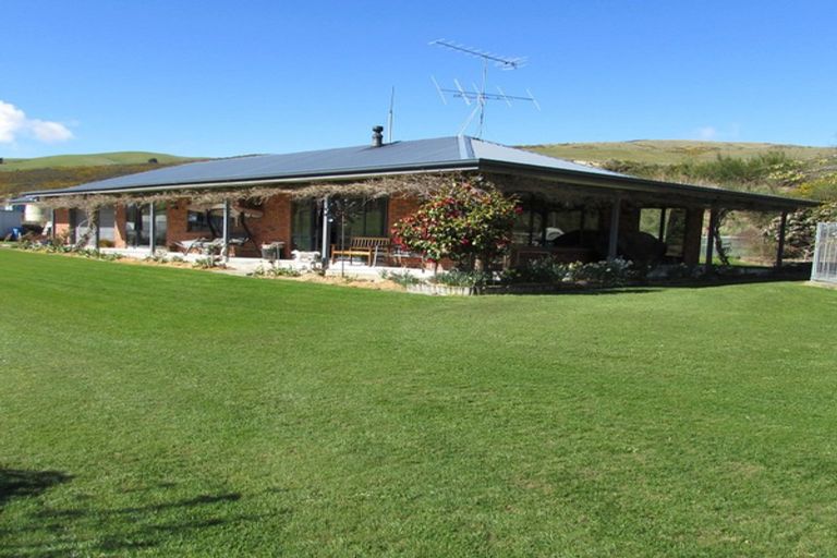 Photo of property in 54 Welshmans Gully Road, Waikaia, 9778